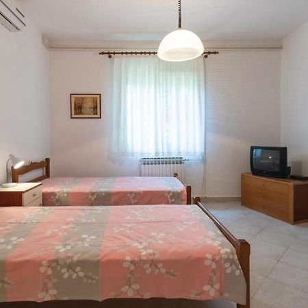 Nice Apartment In Zadar With Kitchen 외부 사진